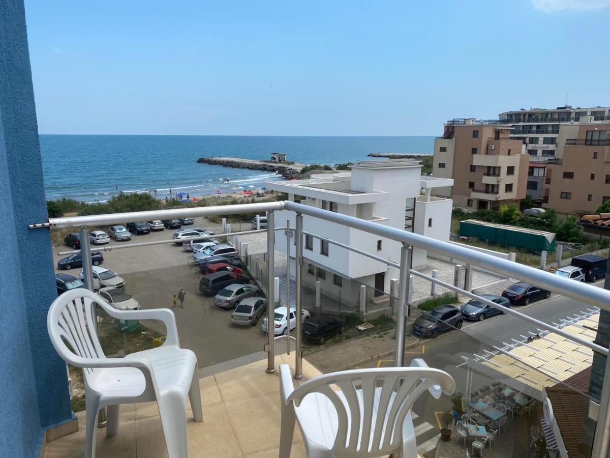 פומורי Golden Sea View Apartments 1 מראה חיצוני תמונה